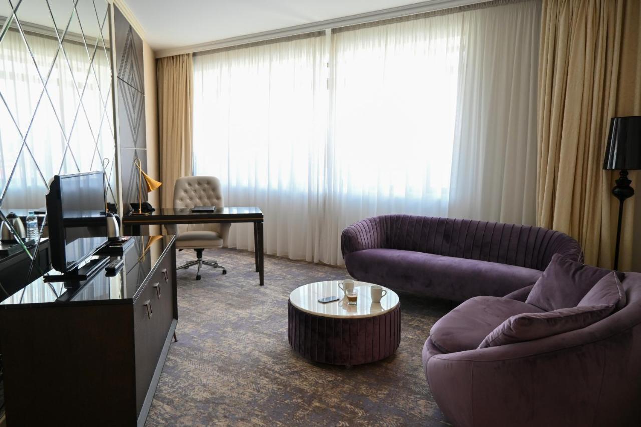 Aleksandar Palace Hotel Congress Center & Spa Skopje Exterior foto