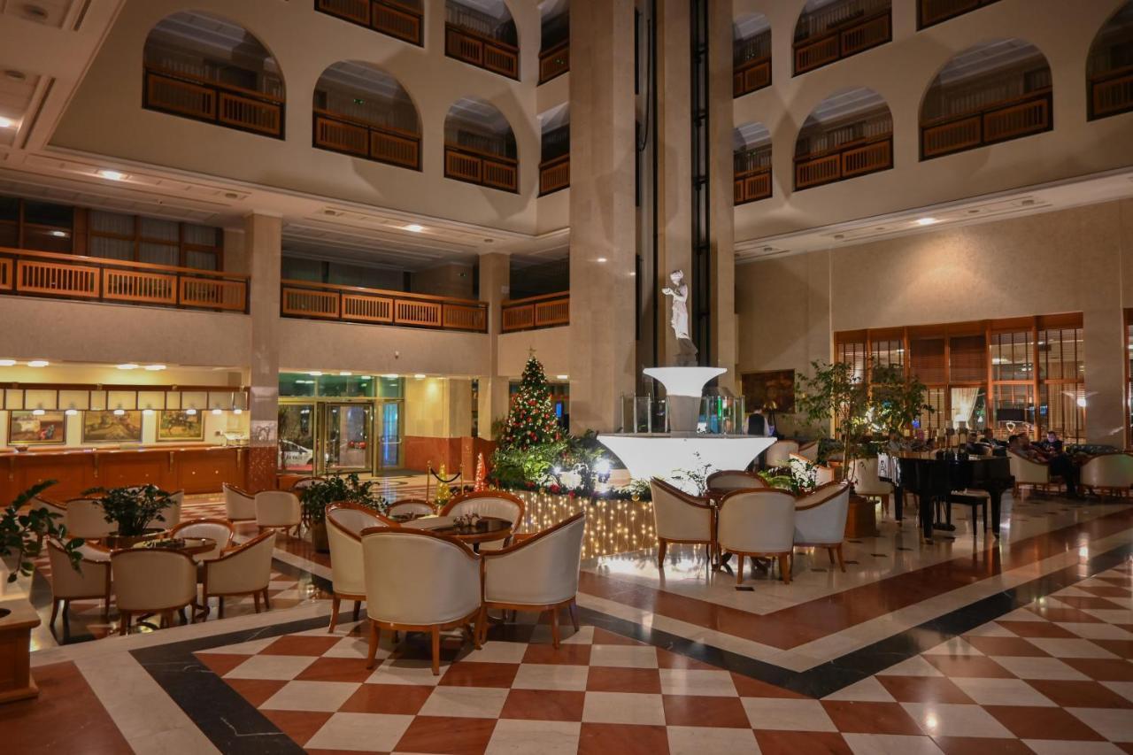 Aleksandar Palace Hotel Congress Center & Spa Skopje Exterior foto